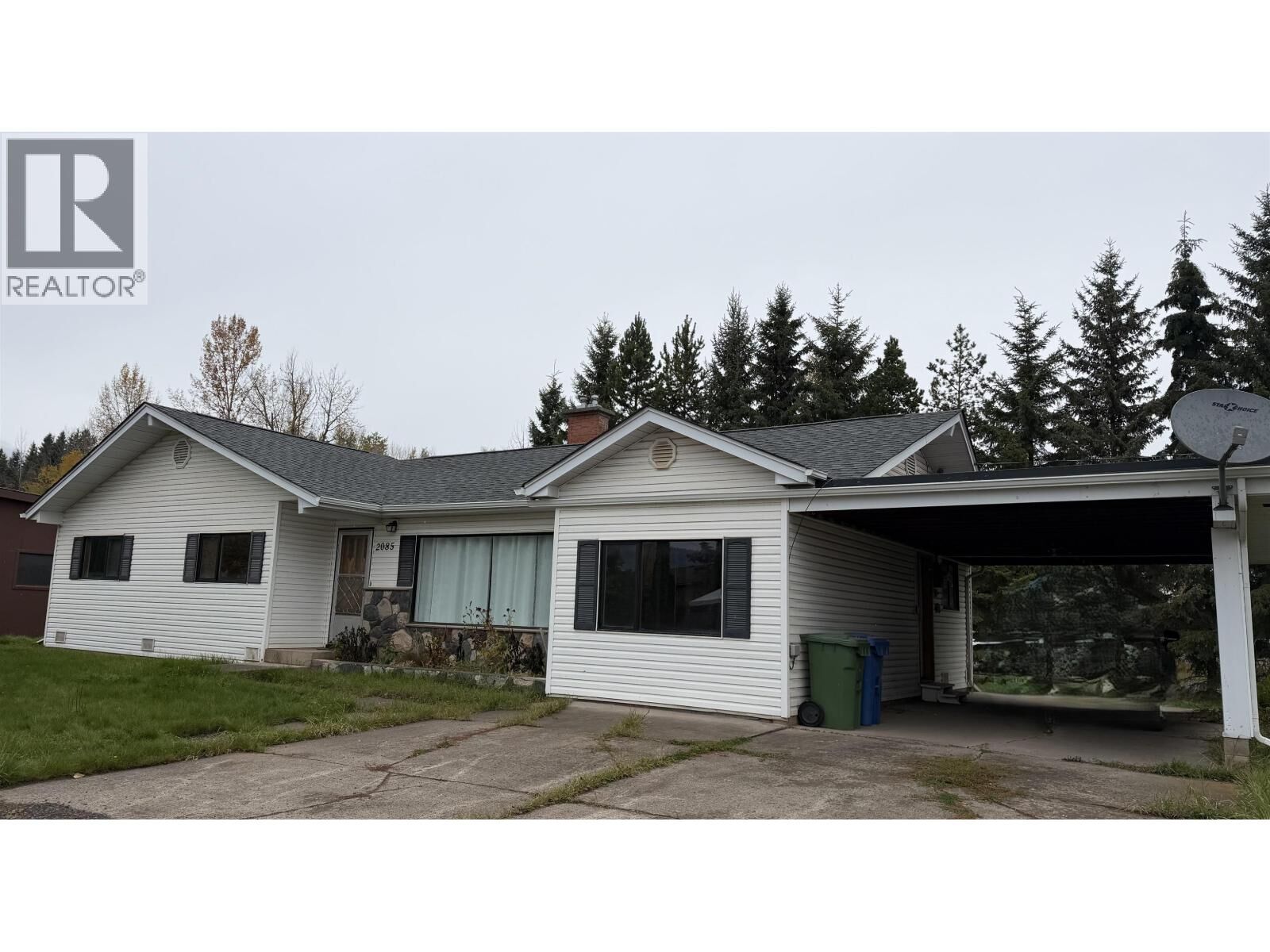 Property Photo:  2085 Carnaby Street  BC V0J 2N0 