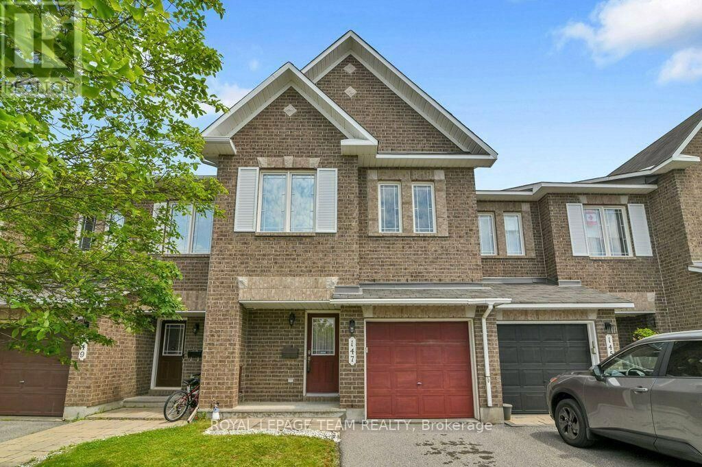 Property Photo:  147 Sorento Street  ON K2J 0B2 
