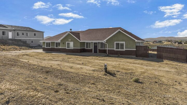 Property Photo:  1700 Amber Way  NV 89800 