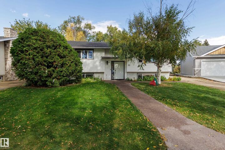 Property Photo:  22 Falcon Crescent  AB T8N 1T9 