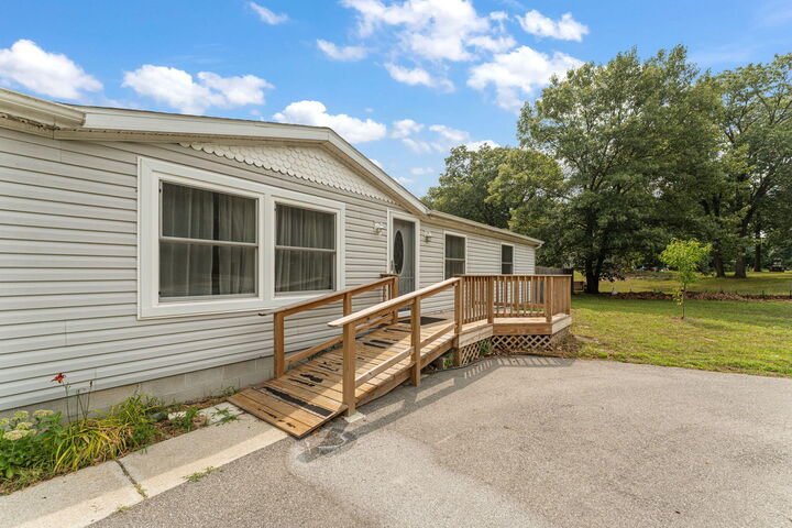 Property Photo:  9625 N Ahlgrim Street  IN 46310 