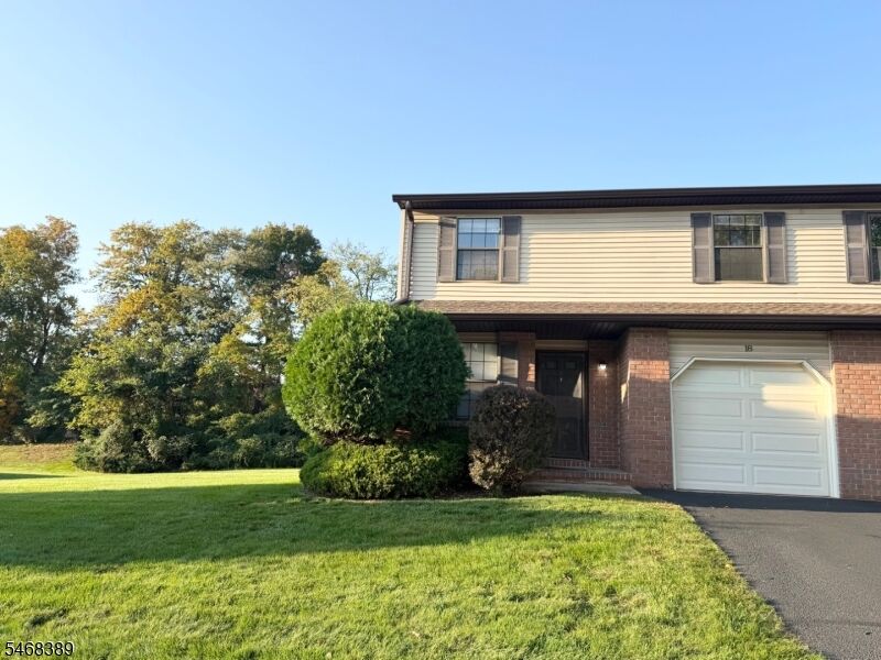 Property Photo: 18 Dogwood Dr NJ 08820