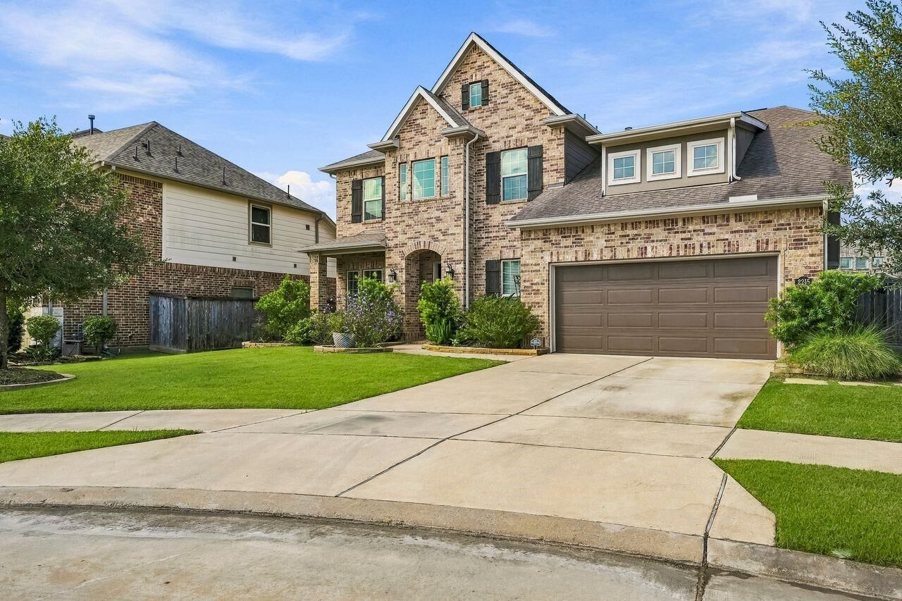 Property Photo:  2215 Hermina Radler Drive  TX 77469 