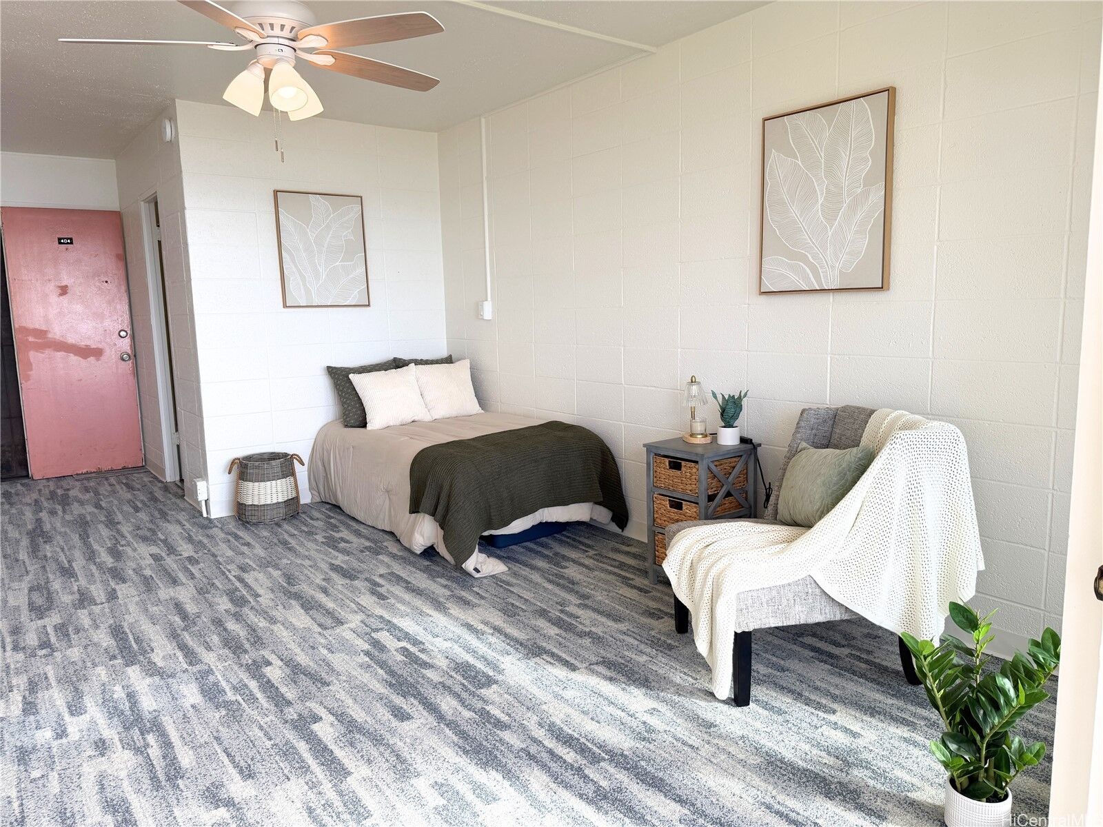 Property Photo: 85-933 Bayview Street 404 HI 96792