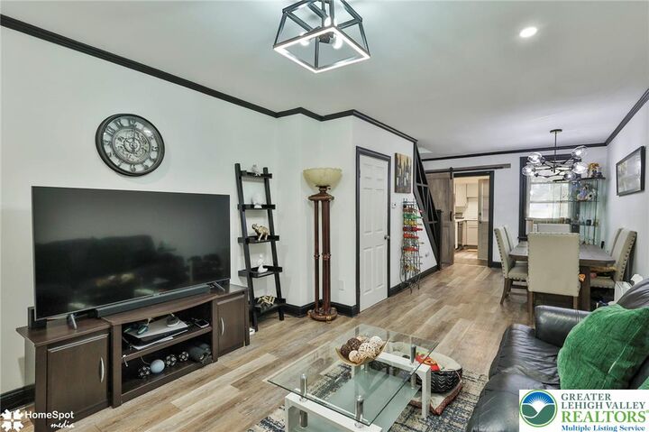 Property Photo: 252 E Ettwein Street PA 18018