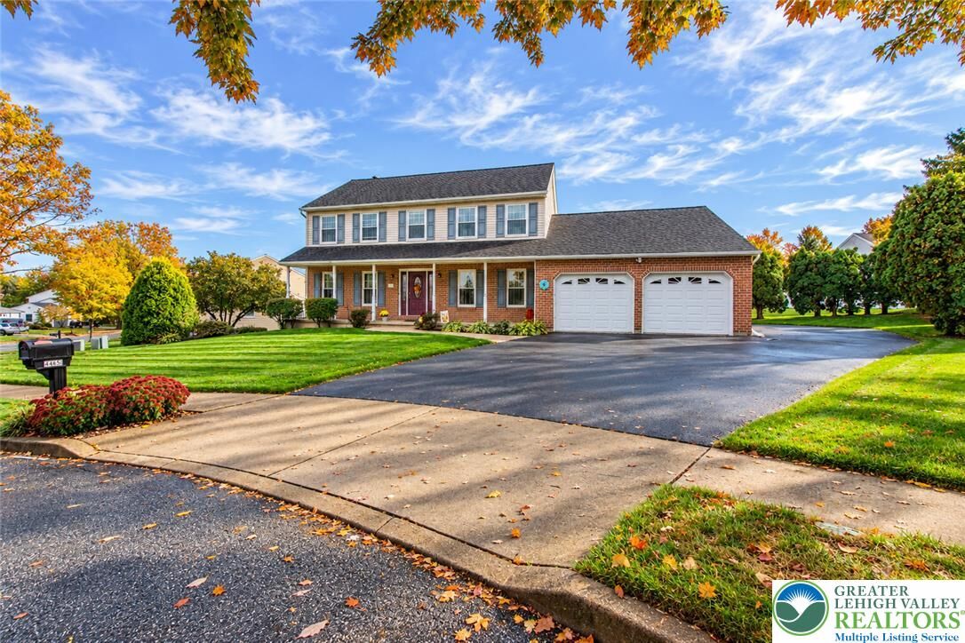 Property Photo: 4465 Jodi Court PA 18020