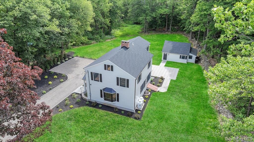Property Photo:  676 Hardscrabble Road  NY 10514 