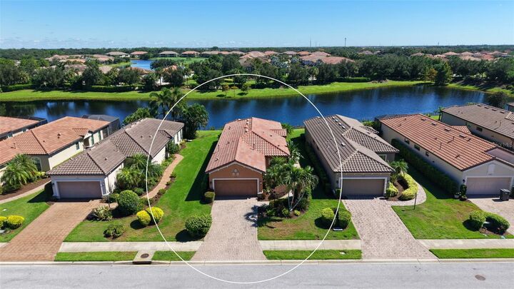 Property Photo: 13310 Torresina Terrace FL 34211