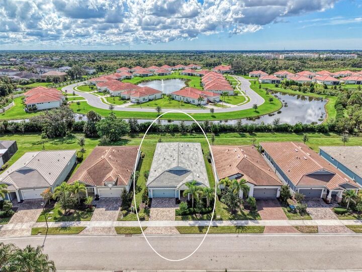 Property Photo: 5941 Long Shore Loop FL 34238