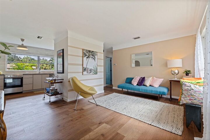 Property Photo:  801 65th Avenue S  FL 33705 