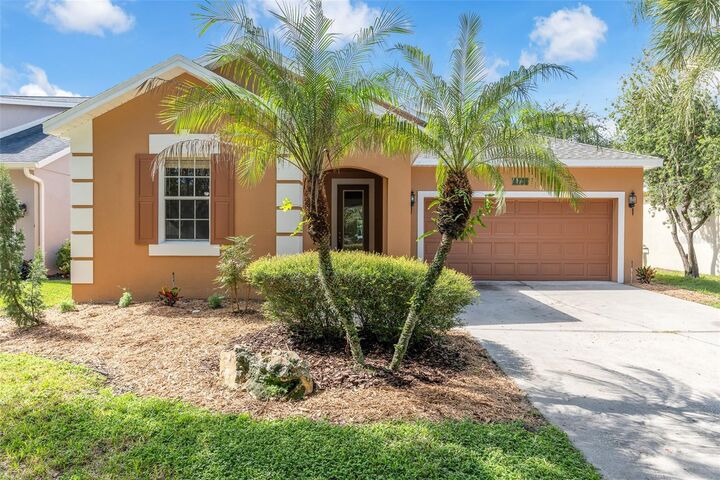 Property Photo:  4936 Wise Bird Drive  FL 34786 
