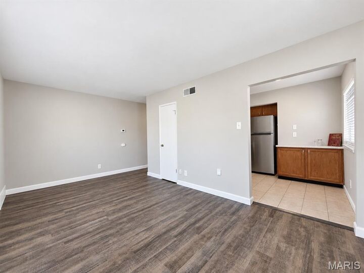 Property Photo: 4117 Germania Street 2G MO 63116