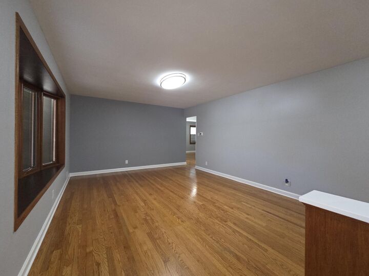 Property Photo: 4241 S Griffin Ave WI 53207