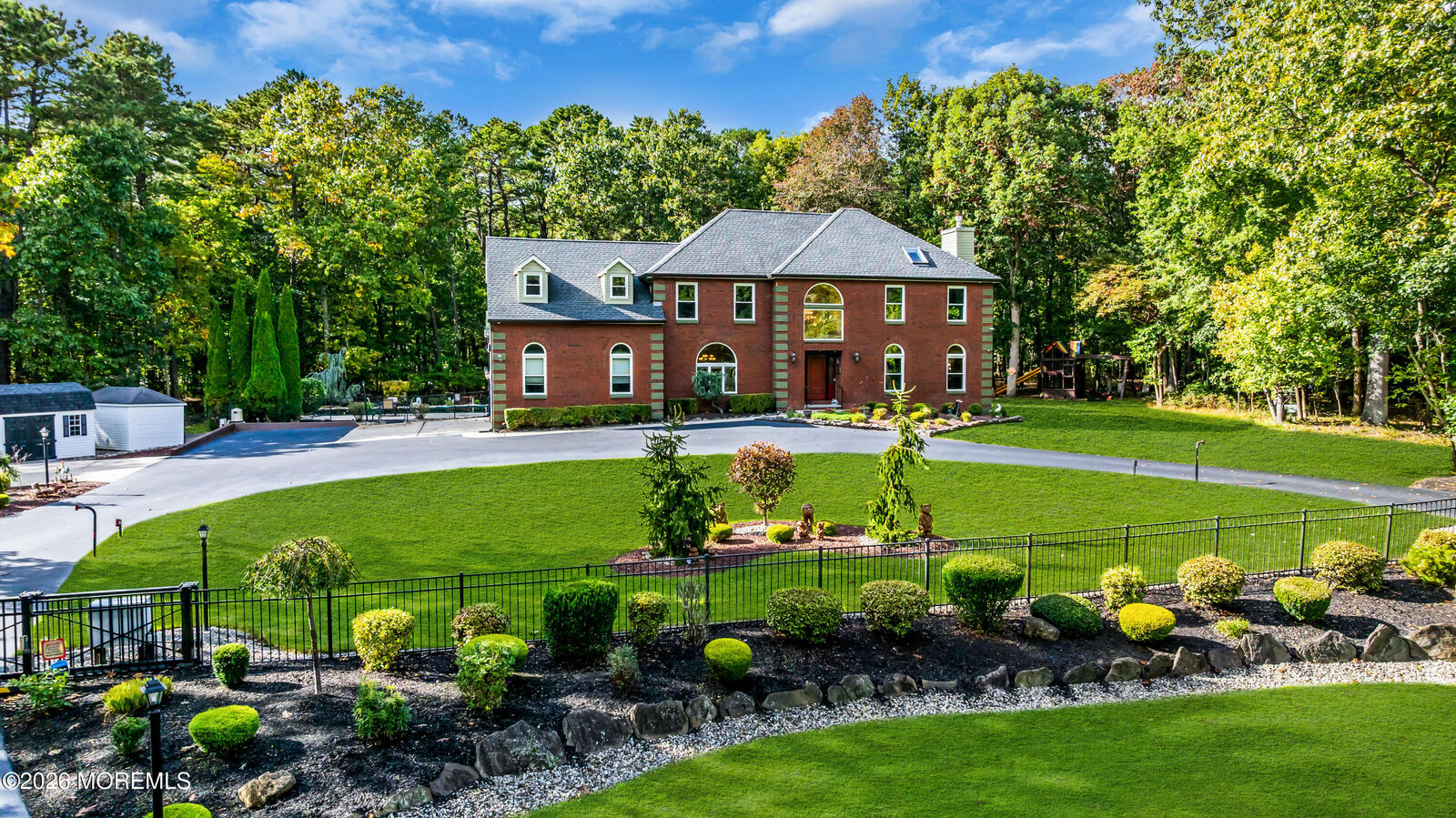 Property Photo:  4 Wright Court  NJ 08510 