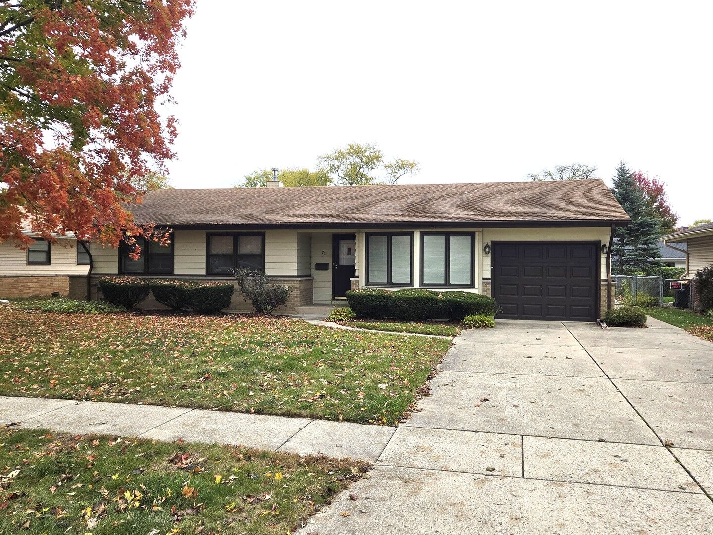 Property Photo: 73 Forest Lane IL 60007
