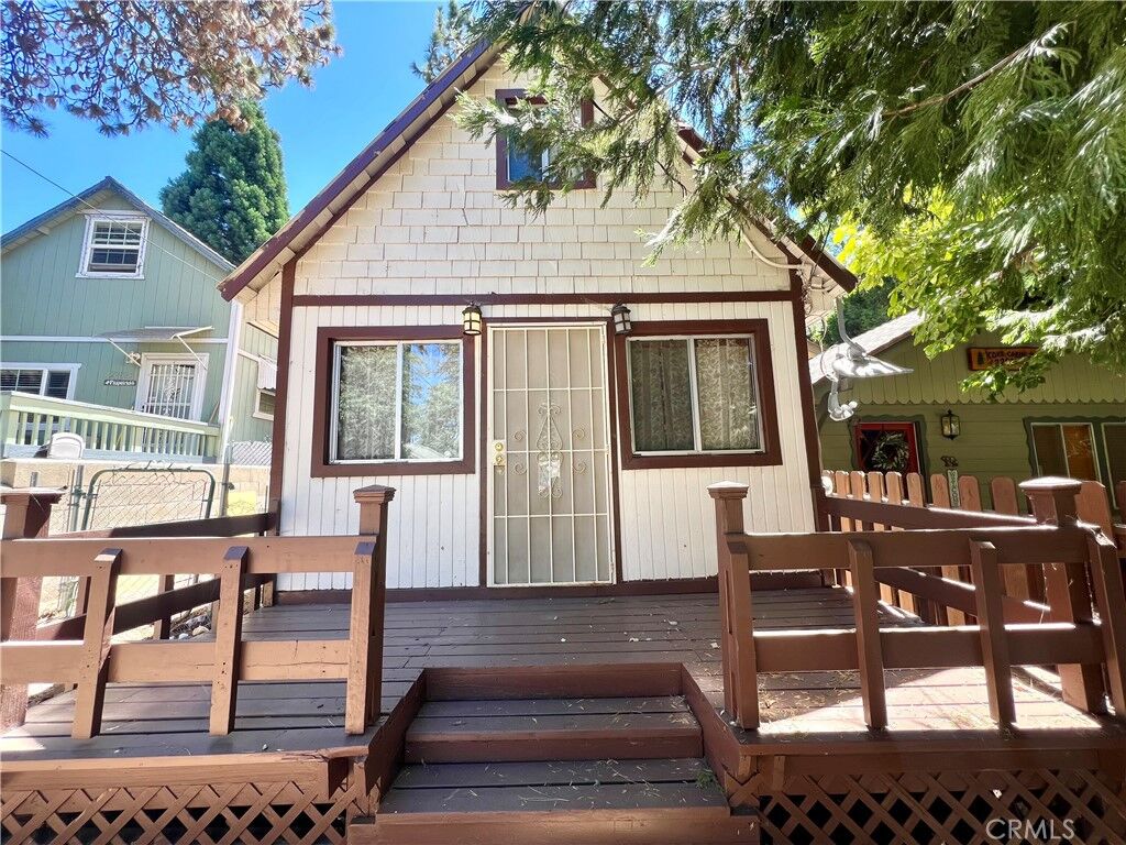 Property Photo:  22821 Azalia Lane  CA 92325 