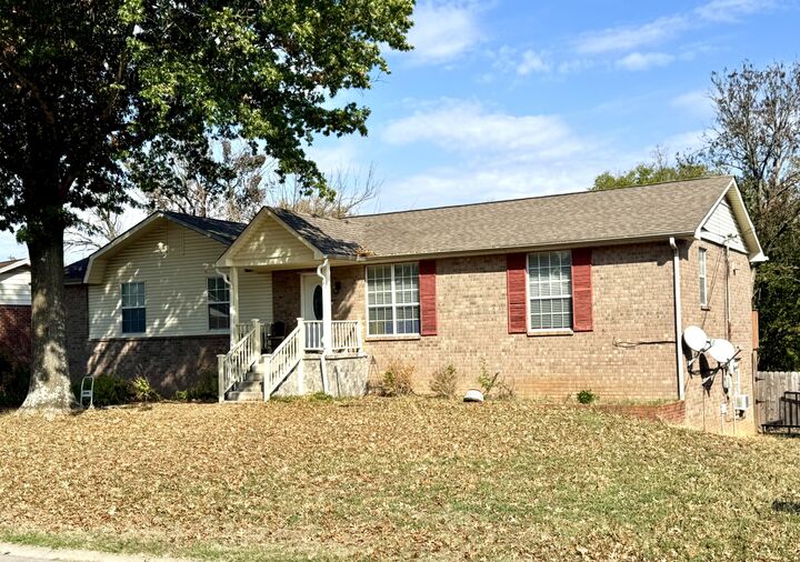 Property Photo: 3745 Priest Lake Dr TN 37217