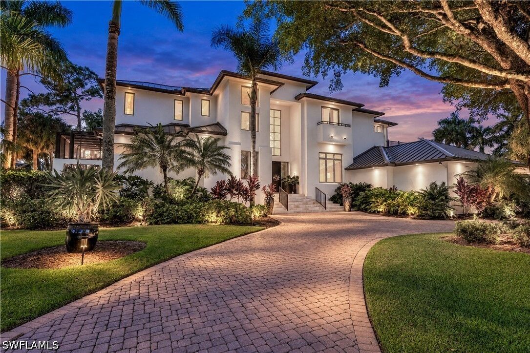 Property Photo:  3451 Creekview Drive  FL 34134 