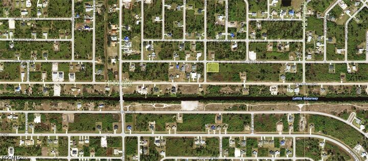 Property Photo:  12399 Deepwoods Avenue  FL 33981 