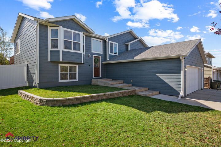 Property Photo:  102 Tapadera St -  WY 82718 