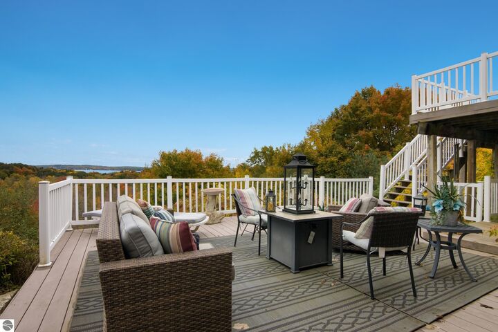Property Photo: 5200 Anna Drive MI 49684