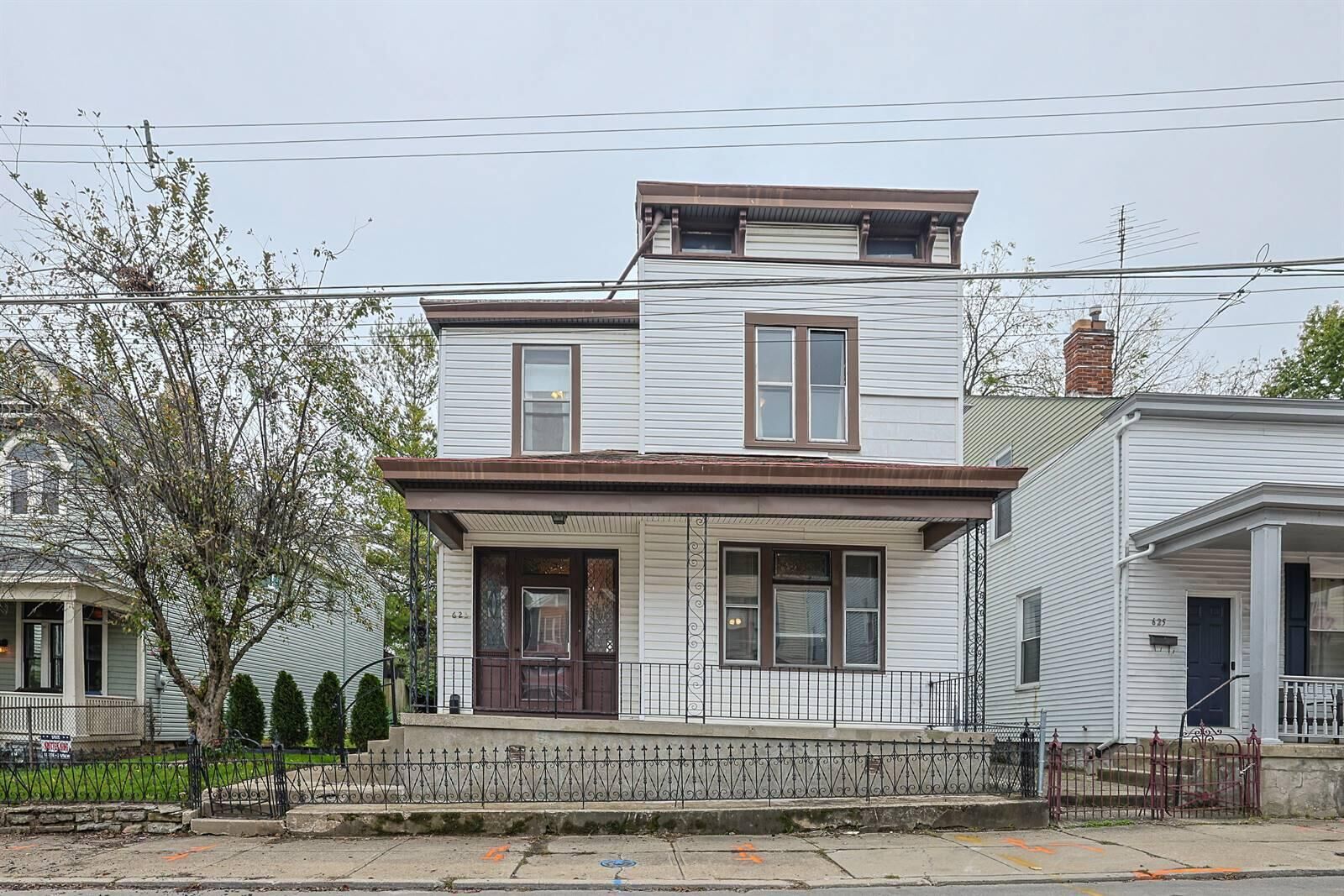Property Photo: 623 W 12th Street KY 41011