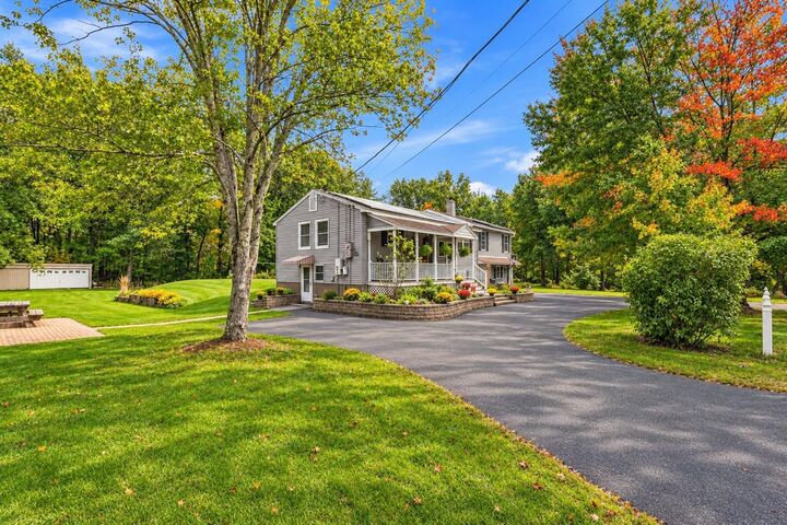 Property Photo:  4 Woodbury Drive  NH 03062 
