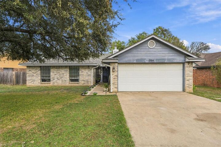 Property Photo:  2104 Ruidoso Drive  TX 76712 