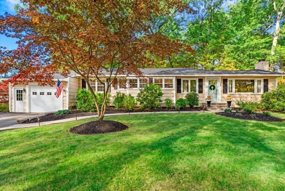 Property Photo: 268 Colonel Hunt Dr MA 02351