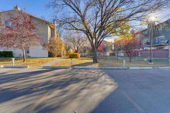 Property Photo:  2519 38 Street NE 98  AB T1Y 4W8 