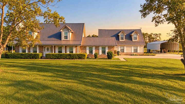Property Photo: 2736 Angus Cir FL 32577