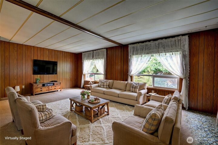 Property Photo:  4787  Neptune Circle  WA 98248 