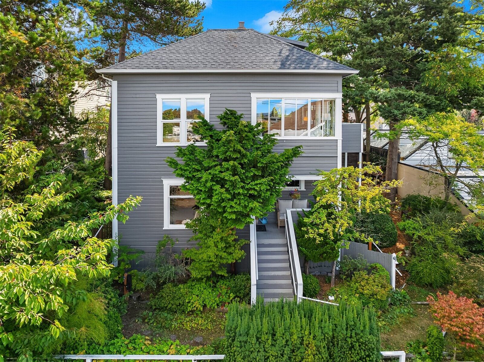 Property Photo: 522 Dayton Street WA 98020
