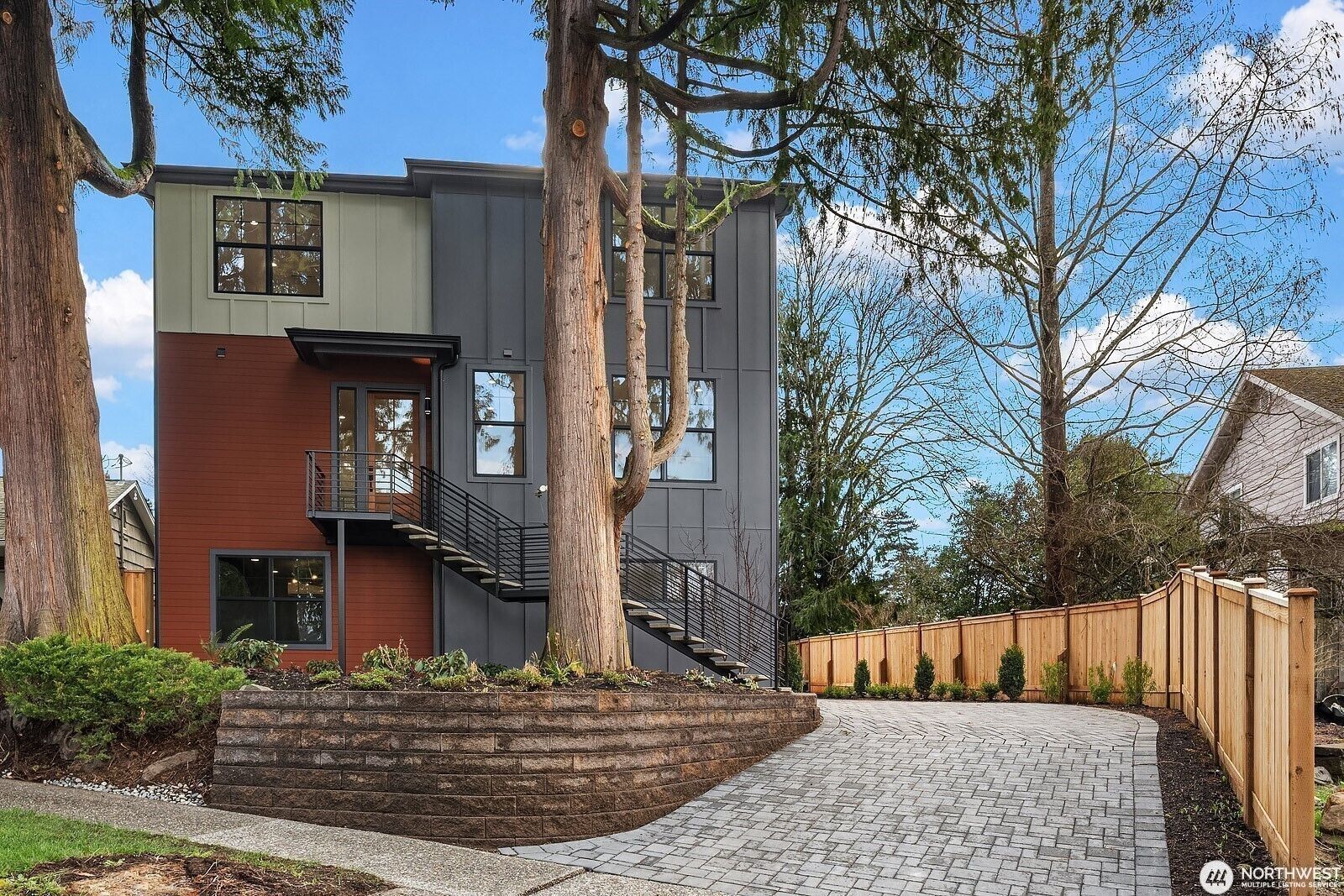 Property Photo: 2615 NE 87th Street WA 98115