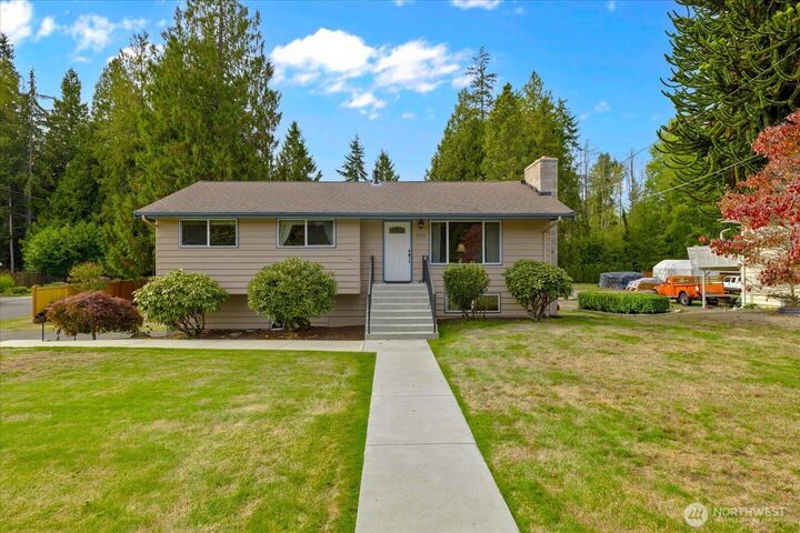 Property Photo:  19126  80th Avenue W  WA 98026 