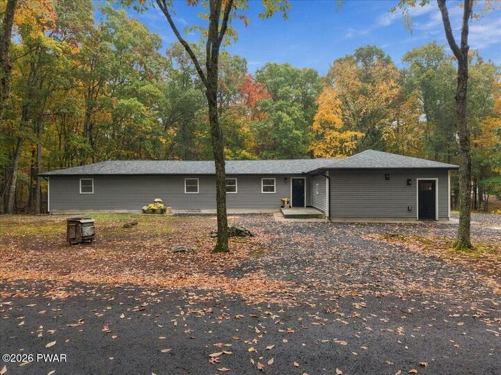 Property Photo: 106 Dogwood Road PA 18328