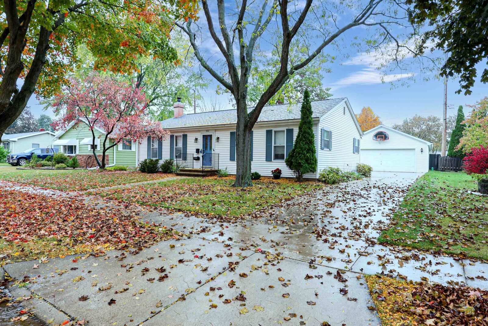 Property Photo:  930 W Lindbergh Street  WI 54914 