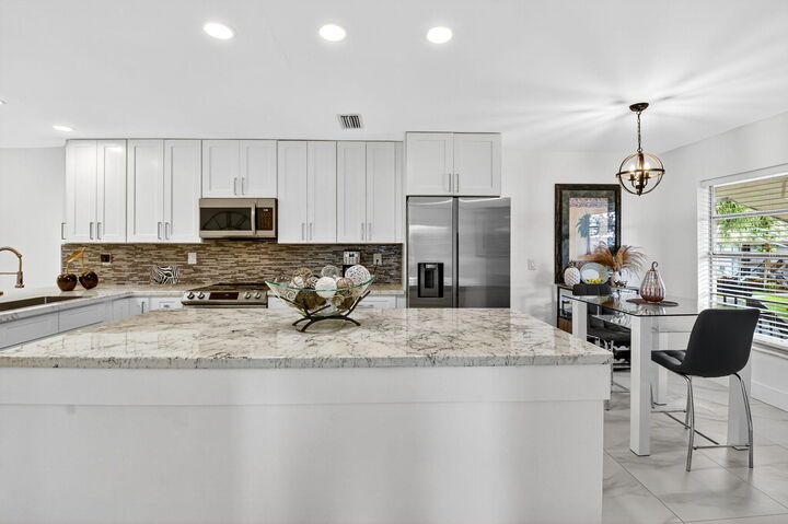 Property Photo:  13213 Lucinda Palm Court D  FL 33484 