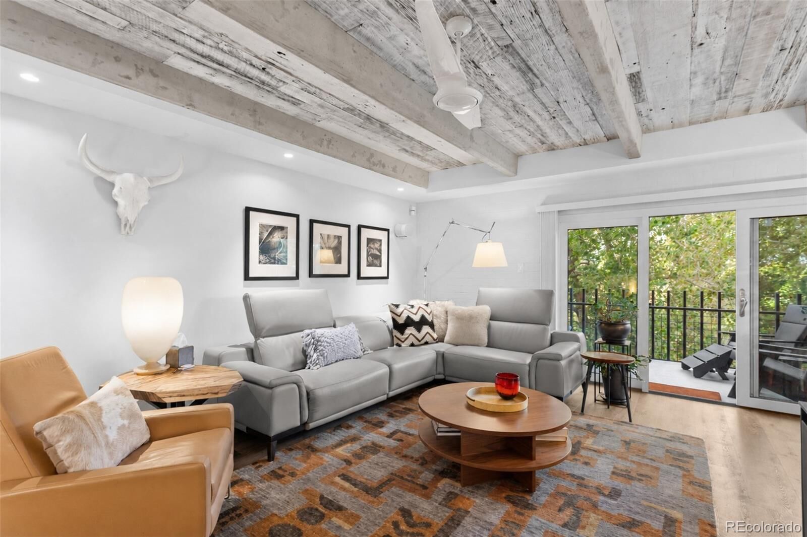 Property Photo:  460 S Marion Parkway 553  CO 80209 