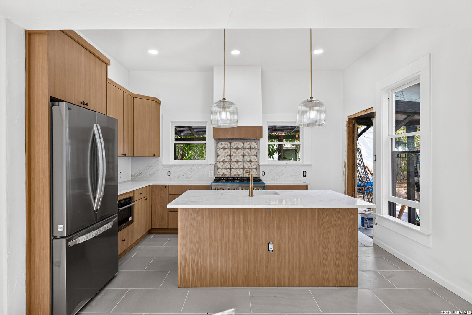 Property Photo:  411 Parland Pl  TX 78209 