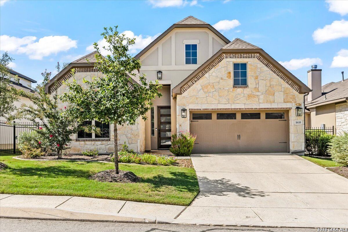 Property Photo: 1610 Bunchberry TX 78260