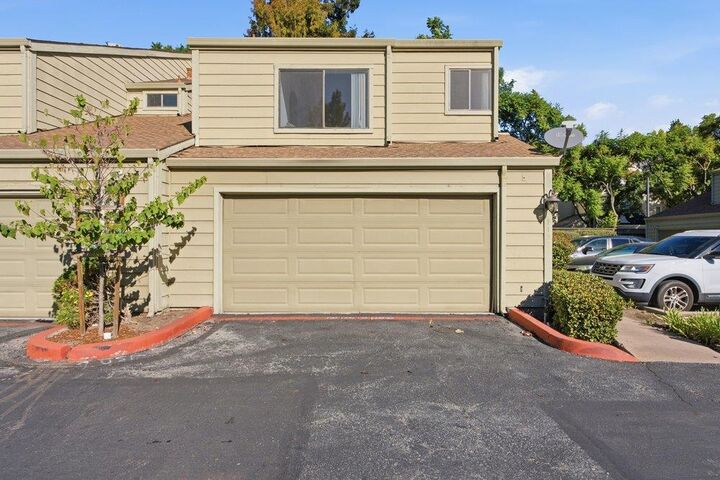 Property Photo:  1137 Yvette Court  CA 95118 