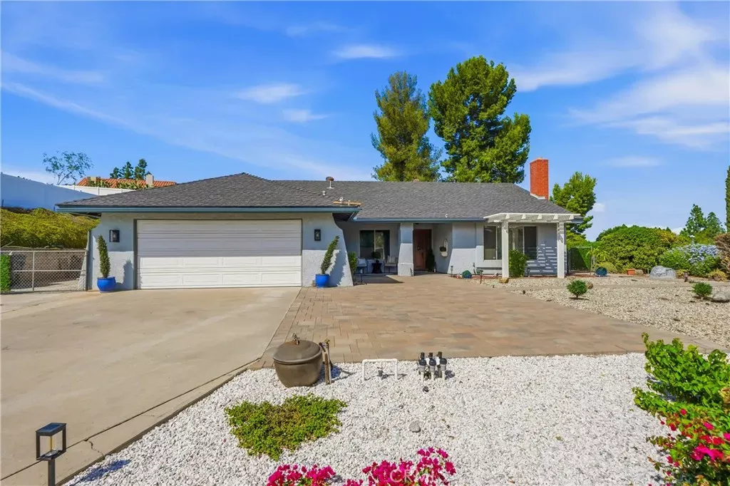Property Photo:  15621 Saddleback Road  CA 92506 