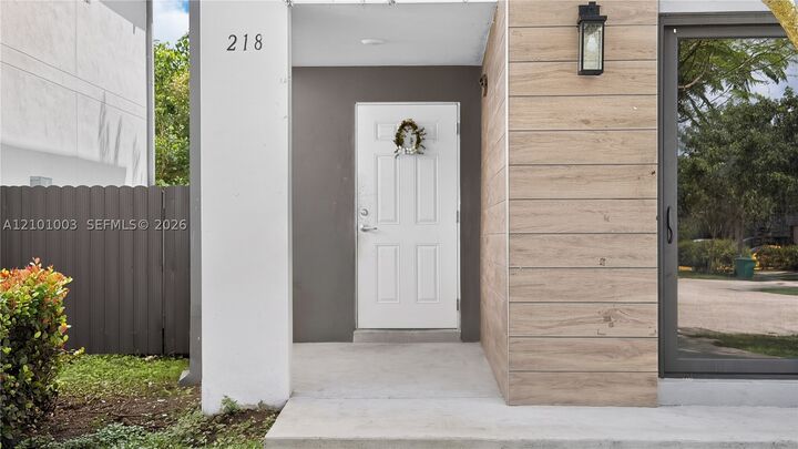 Property Photo:  218 NW 11th Ct  FL 33034 
