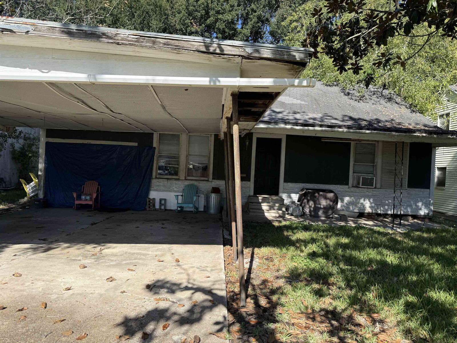 Property Photo:  140 Hilldale Dr  TX 77627 