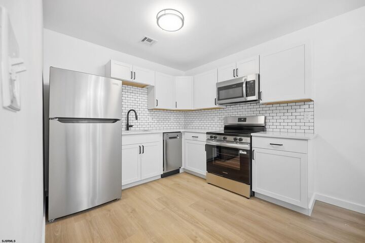 Property Photo:  2613 Dogwood Ct 50  NJ 08330 