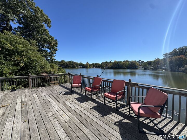 Property Photo:  83 Phipps Dr Drive  CT 06516 