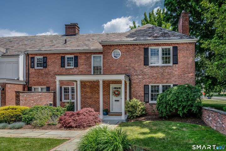 Property Photo:  1040 Farmington Avenue 1040  CT 06107 