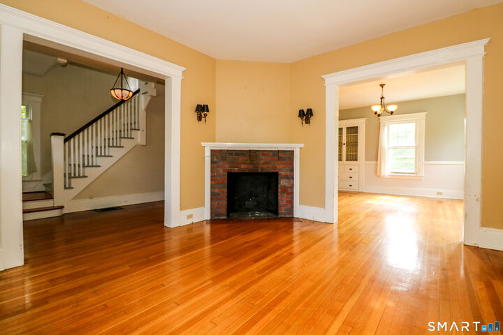 Property Photo: 1790 Huntington Turnpike CT 06611