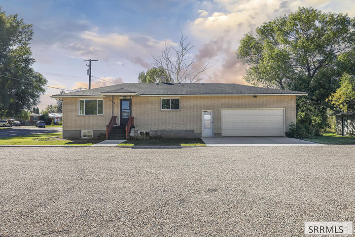 Property Photo:  420 W 1 S  ID 83422 